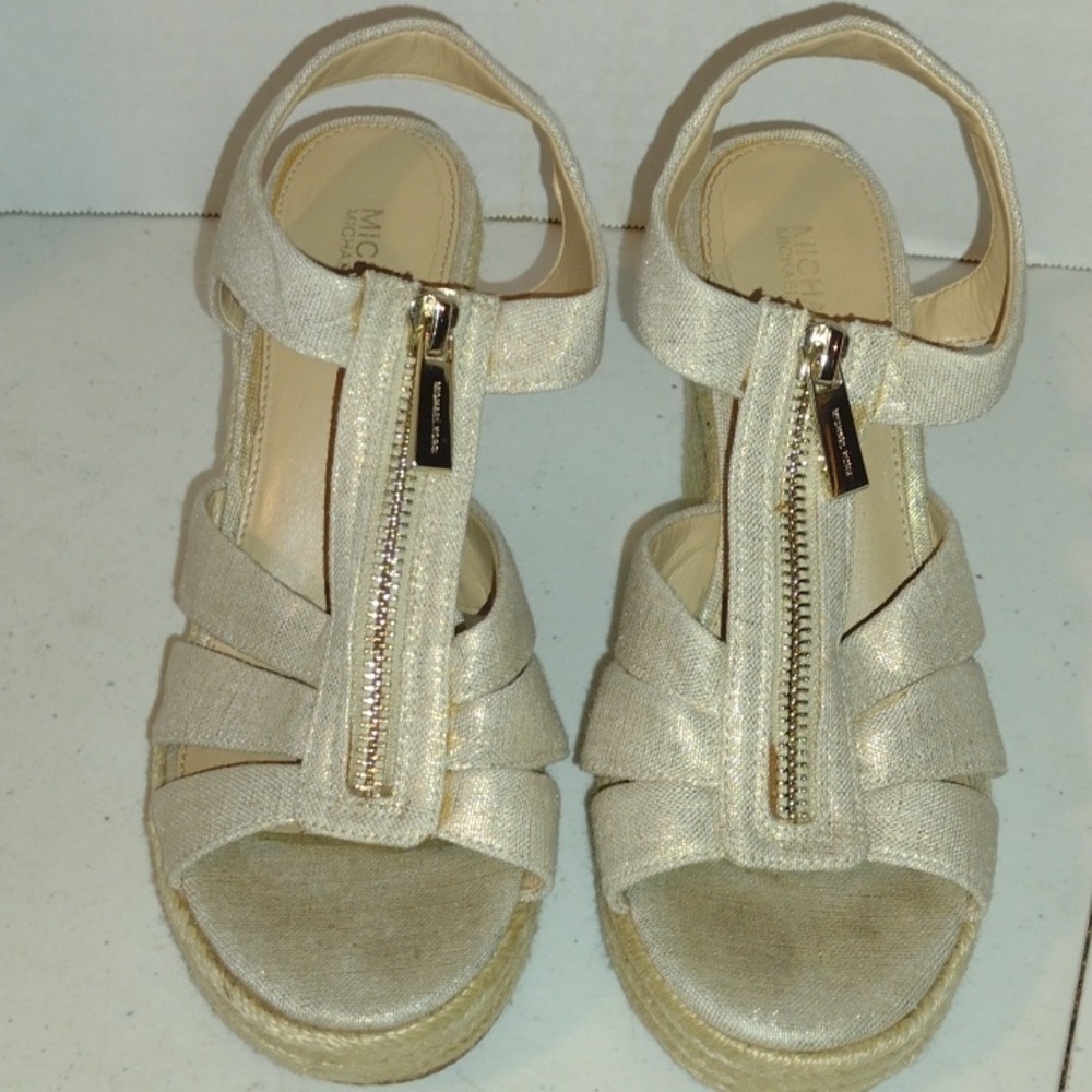 Michael Michael KorsBerkley Wedge Sandals size 6m